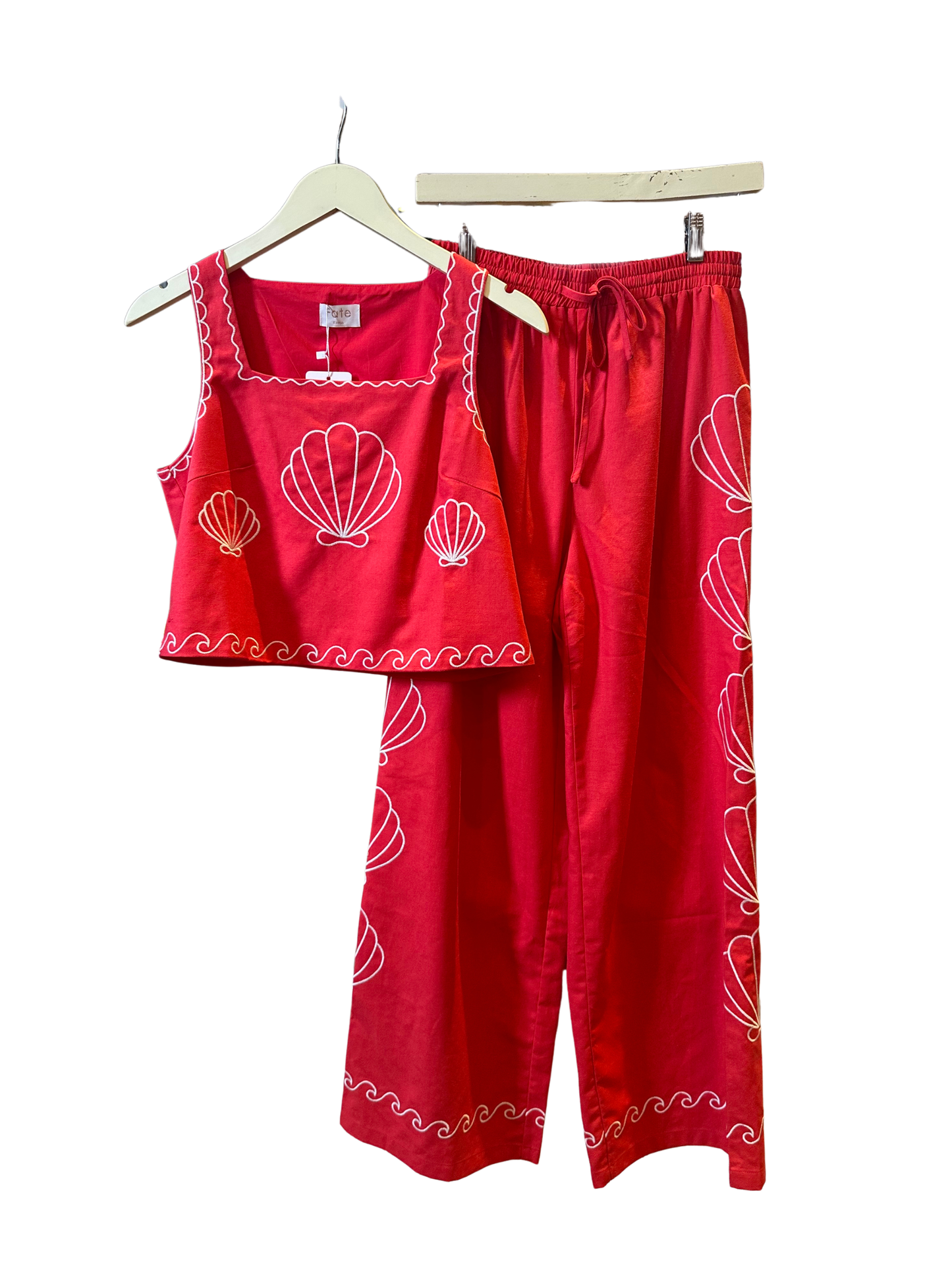 Sea Shell Embroidered Set - Red