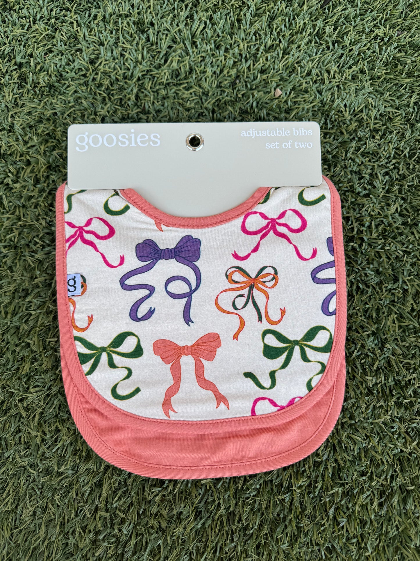 Bib Set- Bows