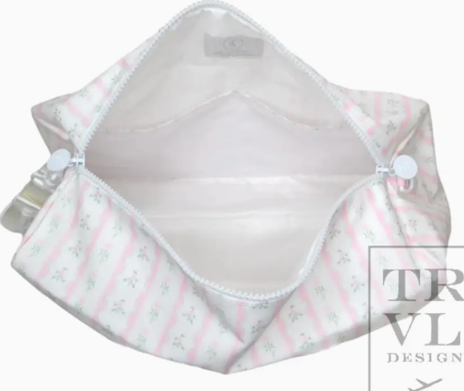 Weekender - Ribbon Floral Pink Duffel Bag