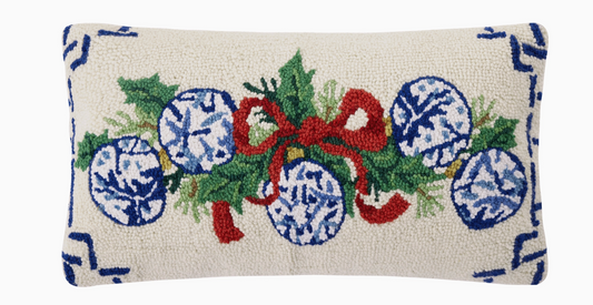 Chinoiserie Ornaments Hook Pillow