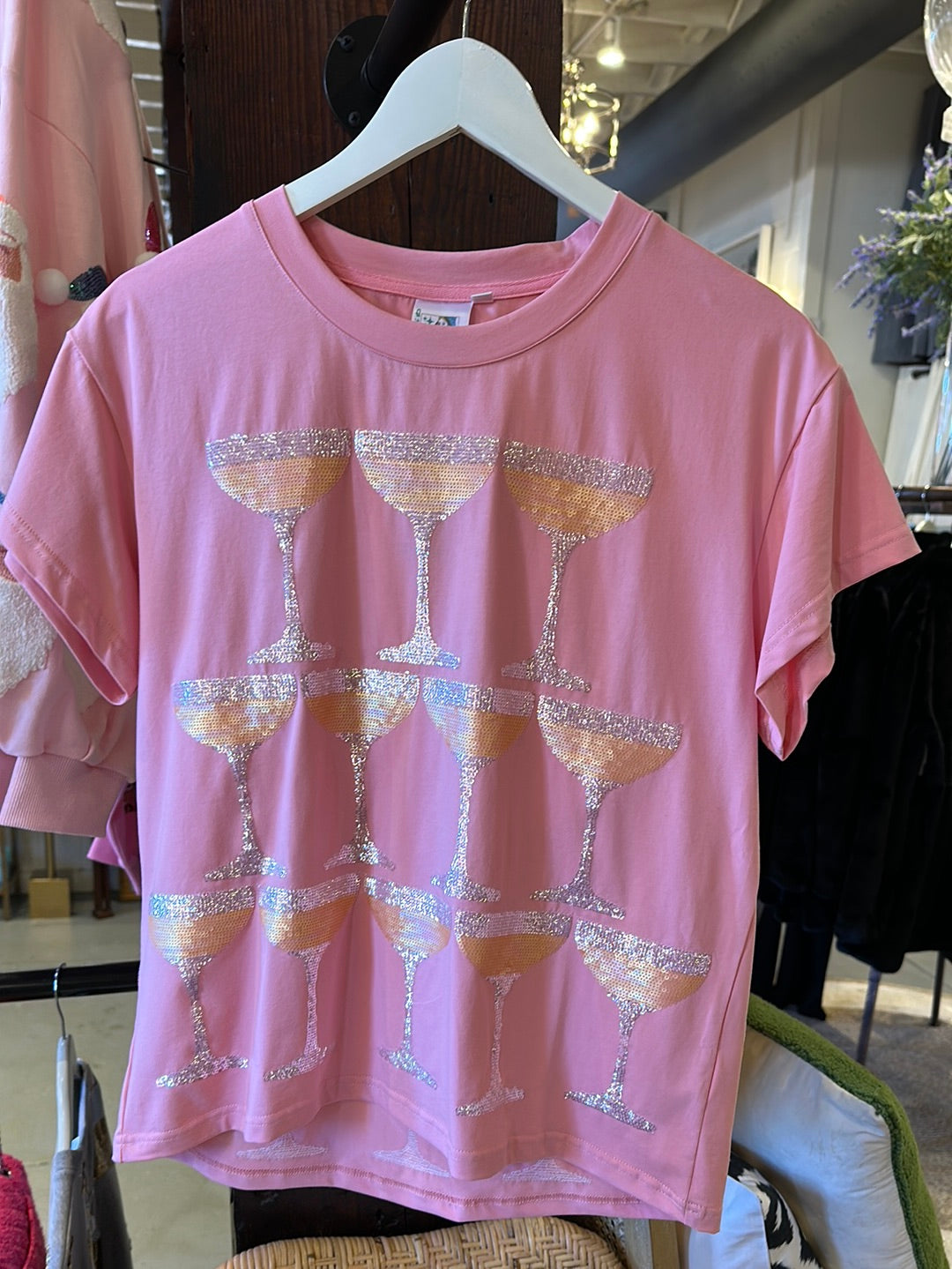 QUEEN OF SPARKLES Light Pink Champagne Tower Tee