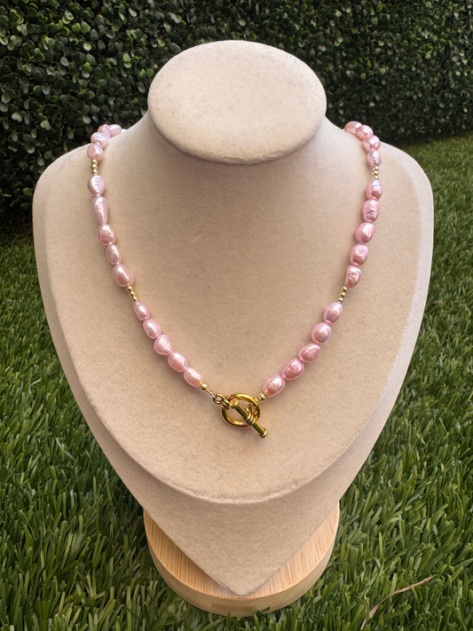 Pink Pearl and Gold Toggle Clasp Necklace