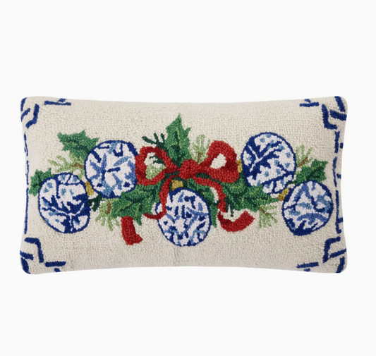 Chinoiserie Ornaments Hook Pillow