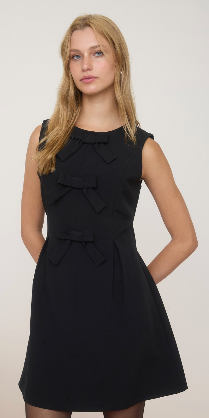 Front Bow Sleeveless Pleated Mini Dress