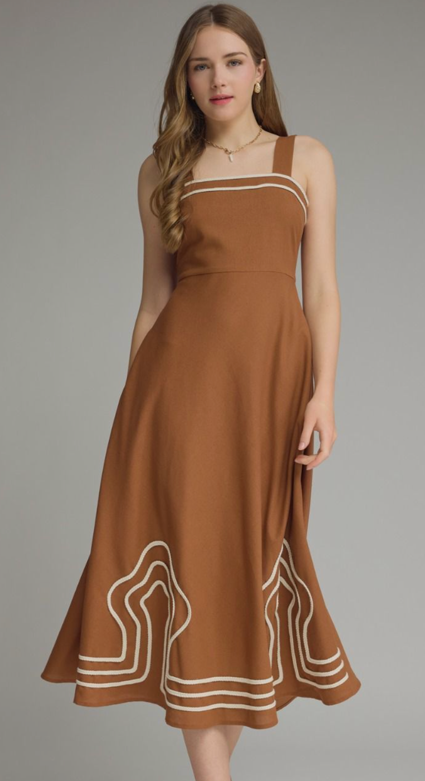 Square neck sleeveless midi dress