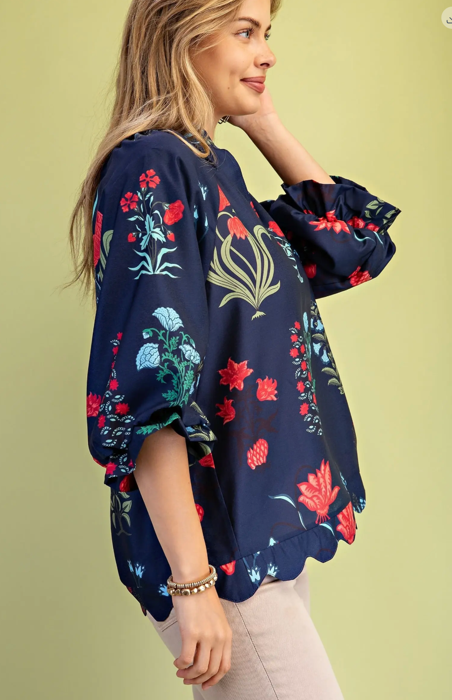 Printed Scalloped Edged V-Neck 3/4 Balloon Sleeves