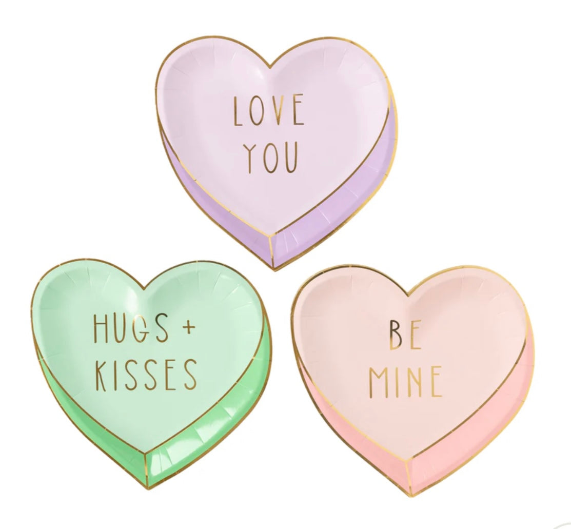 SHAPED CANDY HEART PAPER PLATE SET